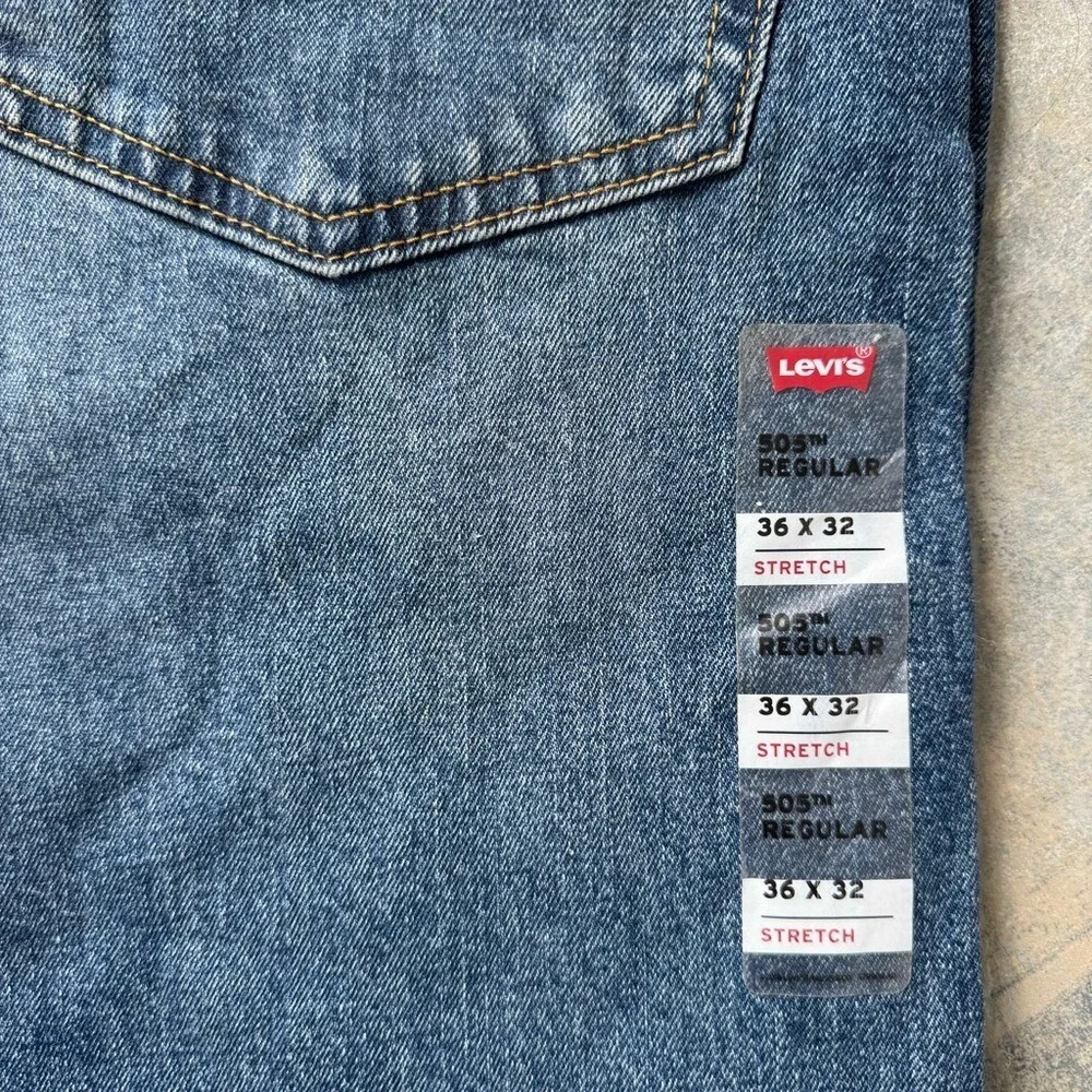 Levi's 505‎ Regular Stretch 36x32 Medium Wash Blue Straight Jeans Classic NWT